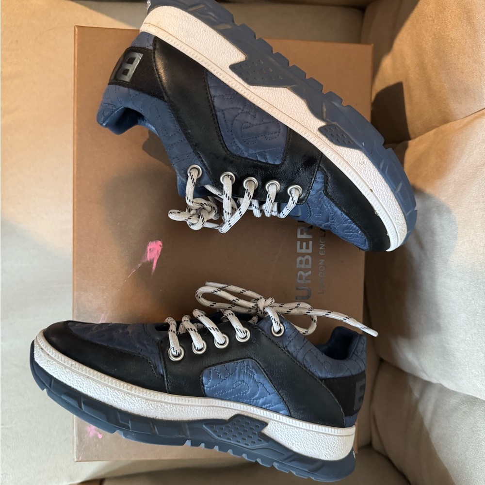 Burberry kids Black and Navy Sneakers